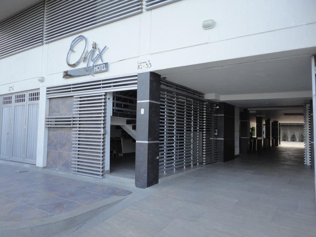 Hotel Onix T Нейва Екстер'єр фото